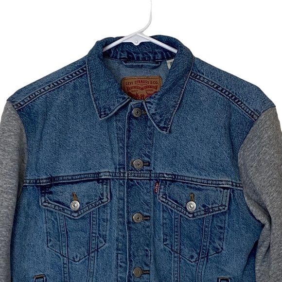 Levi's Ex-Boyfriend Hybrid Trucker Denim Jacket in Medium Wash, Size Small - Picture 5 of 14